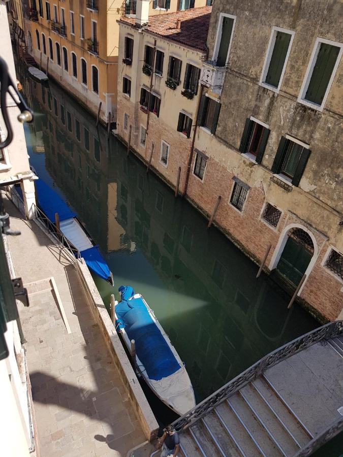 Ca' Cappello Venice Apartment 2 With Canal View Ngoại thất bức ảnh
